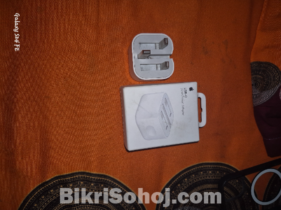 USB-C 20W Power Adapter
